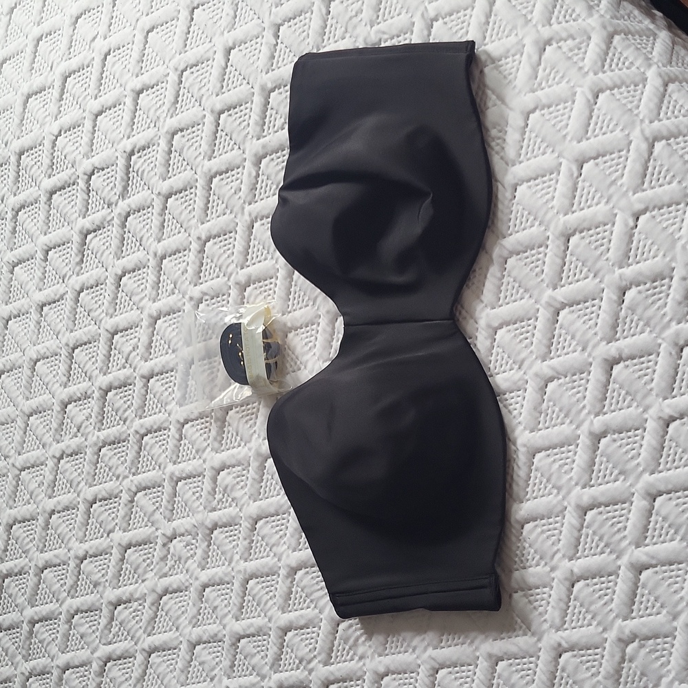 Strapless bra